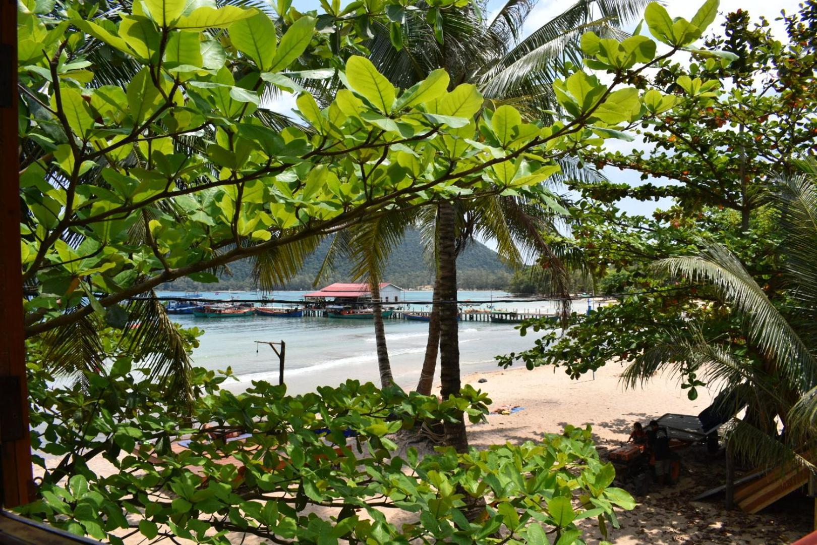 Beach House Cambodia Koh Rong Sanloem Bagian luar foto