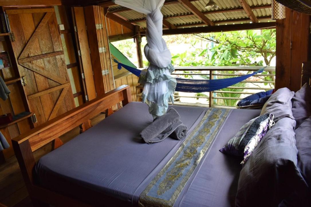 Beach House Cambodia Koh Rong Sanloem Bagian luar foto